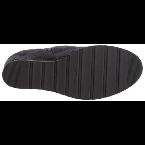 André Assous Women's Oriana Ankle Boot. - Picture 5 of 8